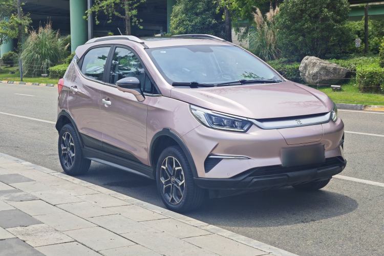 Used BYD Yuan Pro 2023 401 km Deluxe Version Exterior 2