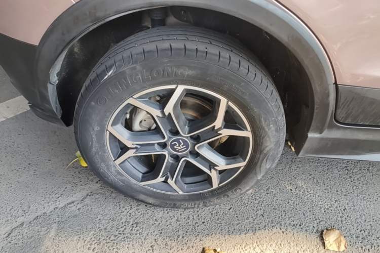 Used BYD Yuan Pro 2023 401 km Deluxe Version Exterior 5
