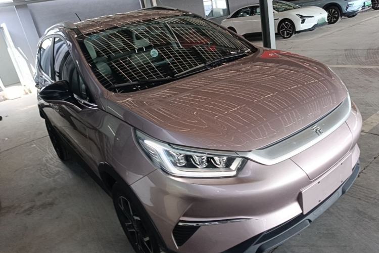 Used BYD Yuan Pro 2023 401KM Luxury Version Front Right 45 Deg
