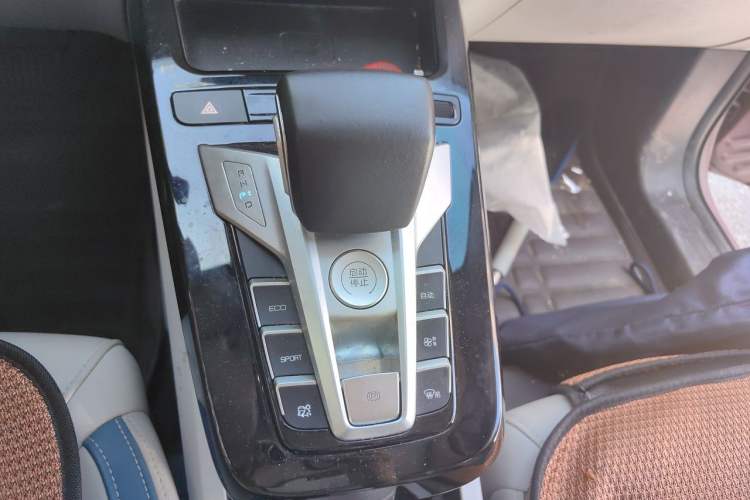 Used BYD Yuan Pro 2023 401 km Deluxe Version Gear Lever