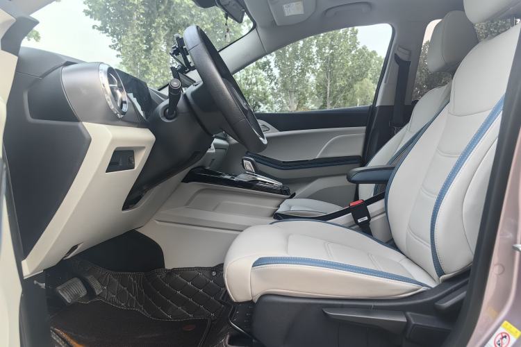 Used BYD Yuan Pro 2023 401 km Deluxe Version Left Front Seat