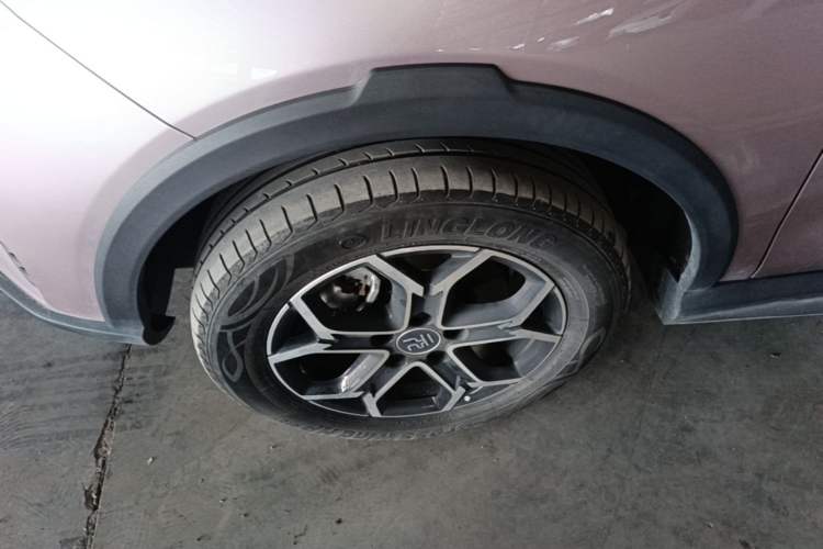 Used BYD Yuan Pro 2023 401KM Luxury Version Left Front Wheel Hub