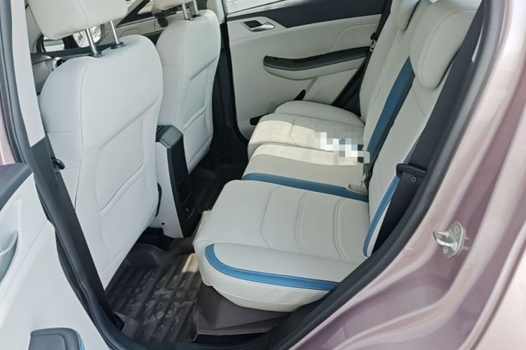 Used BYD Yuan Pro 2023 401 km Deluxe Version Left Rear Seat