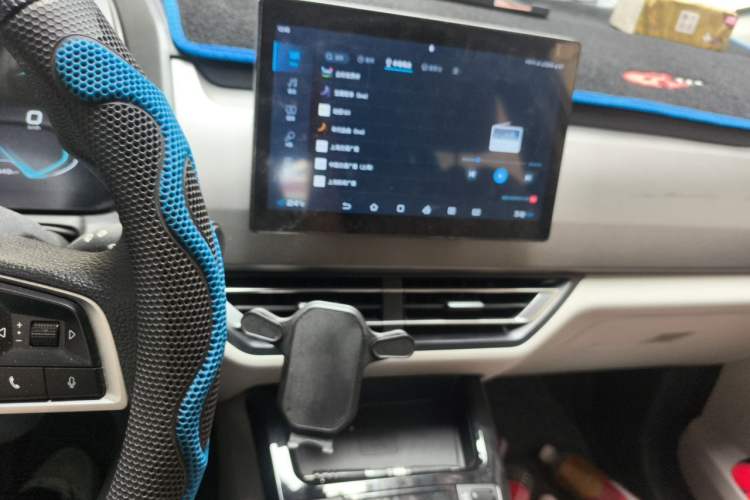 Used BYD Yuan Pro 2023 401KM Luxury Version Audio And AC Panel