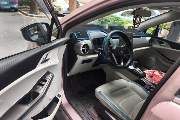 Used BYD Yuan Pro 2023 401KM Luxury Version Driver Seat