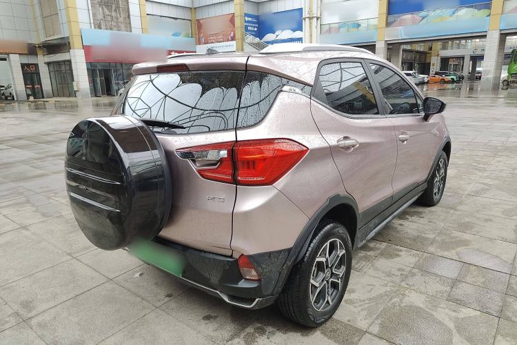 Used BYD Yuan Pro 2023 320KM Luxury Version Exterior 5