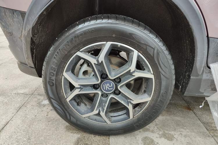 Used BYD Yuan Pro 2023 320KM Luxury Version Exterior 8