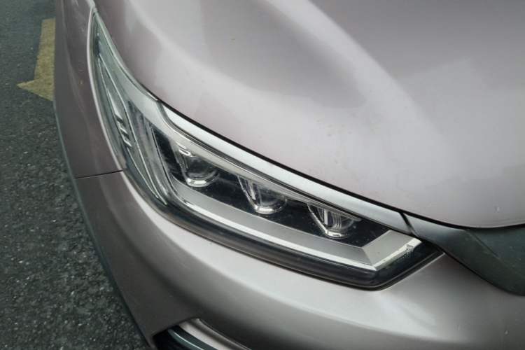 Used BYD Yuan Pro 2023 320KM Luxury Version Right Front Headlight