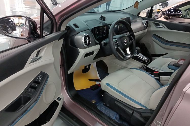 Used BYD Yuan Pro 2023 401KM Luxury Version Driver Seat
