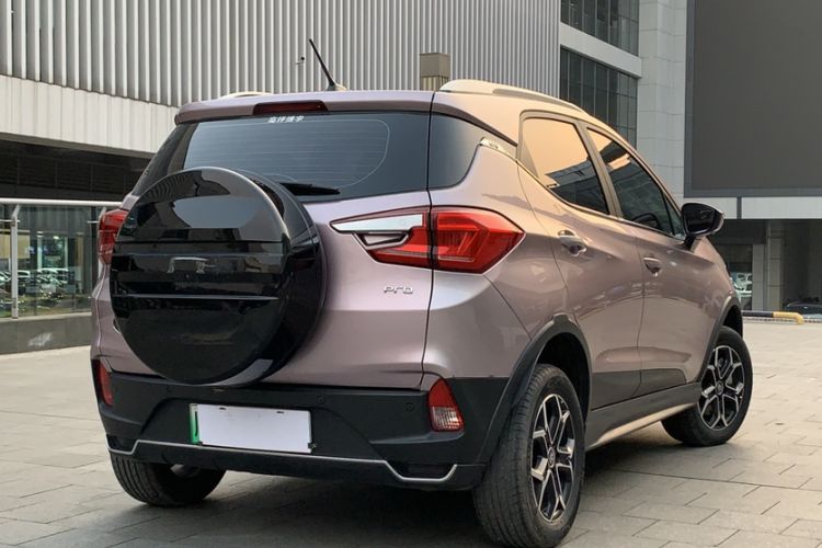 Used BYD Yuan Pro 2023 401 km Deluxe Version Exterior 7