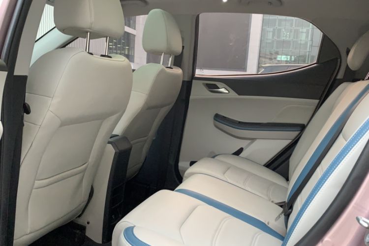 Used BYD Yuan Pro 2023 401 km Deluxe Version Interior 4