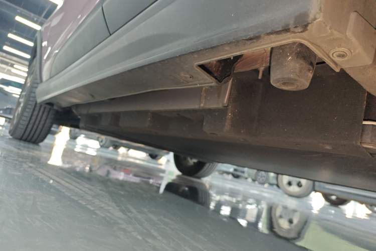 Used BYD Yuan Pro 2023 401KM Luxury Version Left Side Sill
