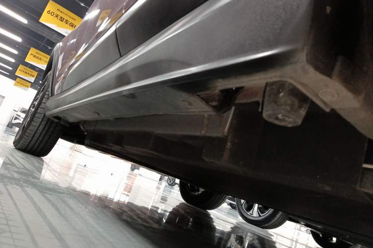 Used BYD Yuan Pro 2023 401KM Luxury Version Left Side Sill