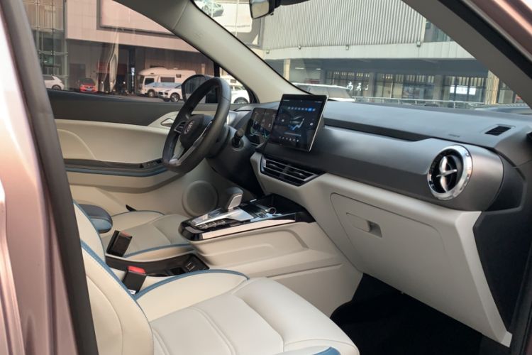 Used BYD Yuan Pro 2023 401 km Deluxe Version Right Front Seat