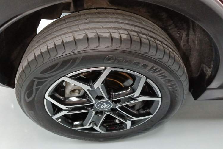 Used BYD Yuan Pro 2023 401KM Luxury Version Right Rear Wheel Hub