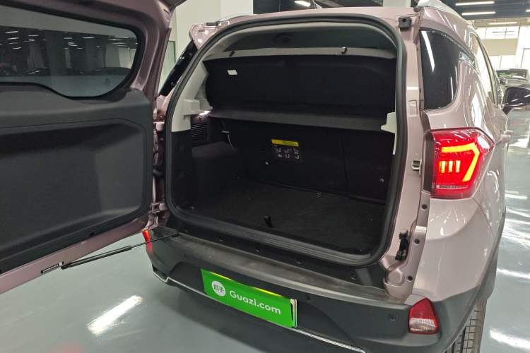 Used BYD Yuan Pro 2023 401KM Luxury Version Trunk