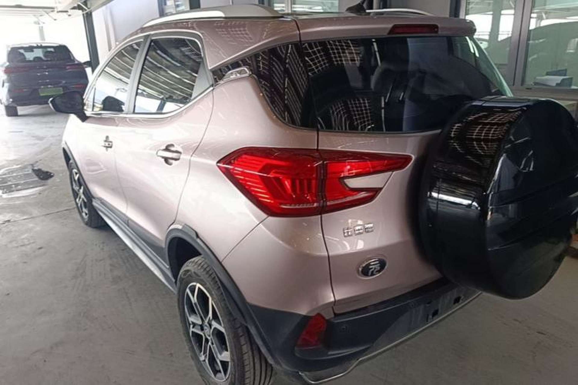 Used BYD Yuan Pro 2023 401KM Luxury Version Rear Left 45 Deg