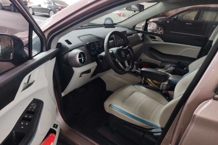 Used BYD Yuan Pro 2023 401KM Luxury Version Driver Seat