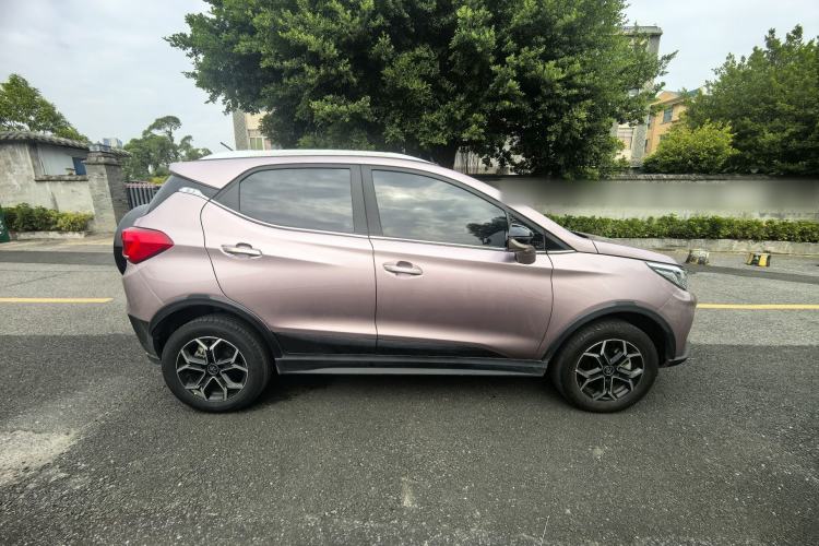 Used BYD Yuan Pro 2023 401KM Luxury Version Exterior 3