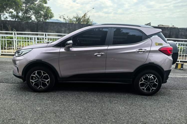 Used BYD Yuan Pro 2023 401KM Luxury Version Exterior 7
