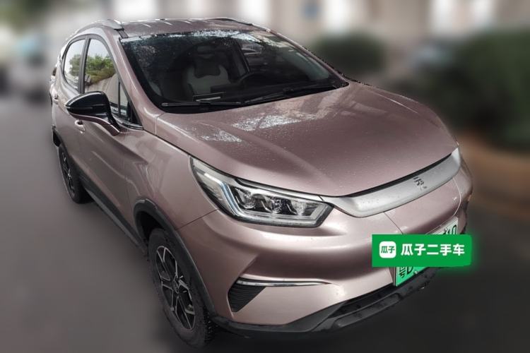 Used BYD Yuan Pro 2023 401KM Luxury Version Front Right 45 Deg