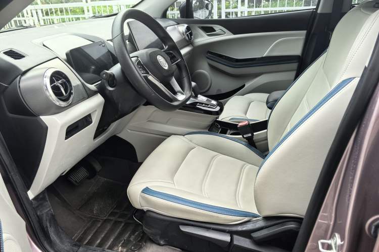 Used BYD Yuan Pro 2023 401KM Luxury Version Interior 1