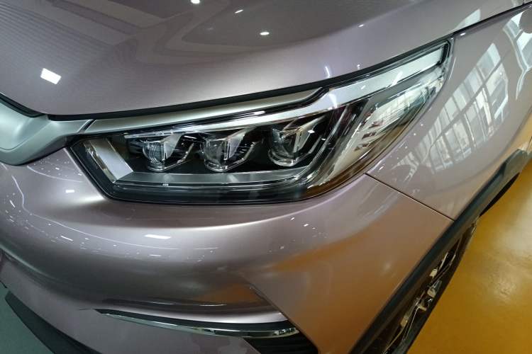 Used BYD Yuan Pro 2023 401KM Luxury Version Left Front Headlight