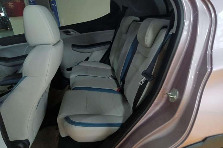 Used BYD Yuan Pro 2023 401KM Luxury Version Left Rear Seat