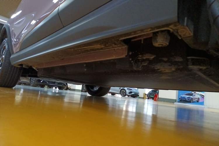 Used BYD Yuan Pro 2023 401KM Luxury Version Left Side Sill