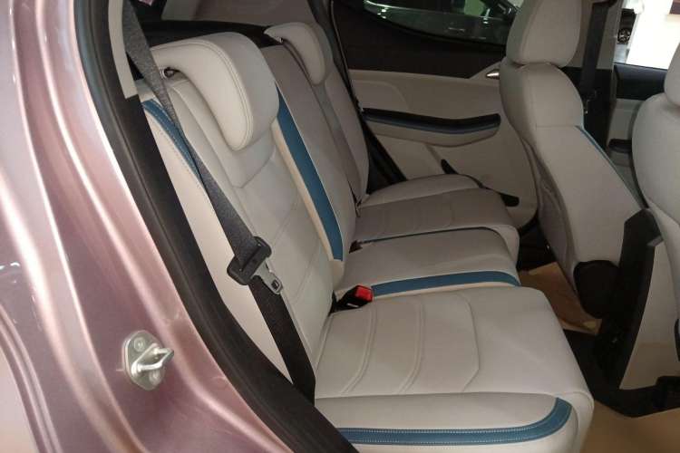 Used BYD Yuan Pro 2023 401KM Luxury Version Right Rear Seat