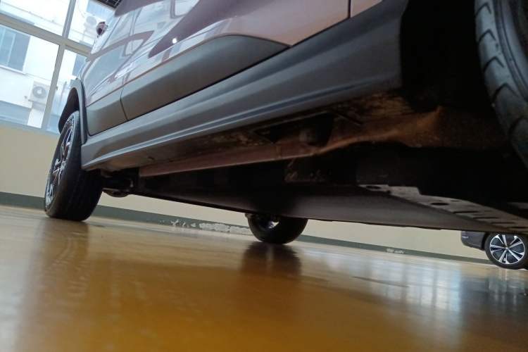 Used BYD Yuan Pro 2023 401KM Luxury Version Right Side Sill