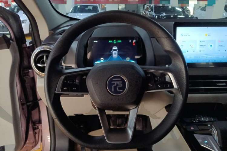 Used BYD Yuan Pro 2023 401KM Luxury Version Steering Wheel