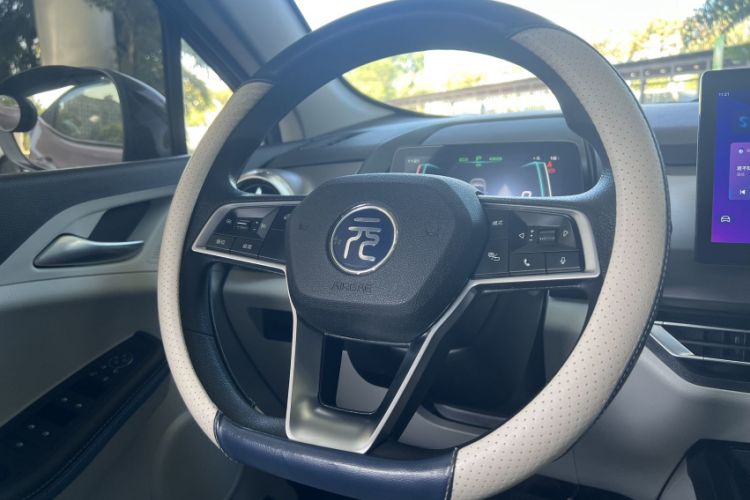 Used BYD Yuan Pro 2023 401KM Luxury Version Steering Wheel