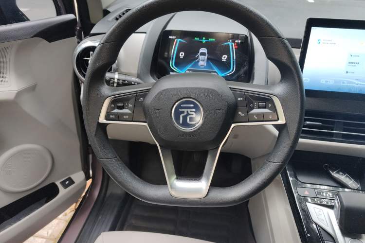 Used BYD Yuan Pro 2023 401KM Luxury Version Steering Wheel