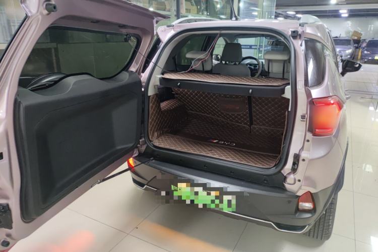 Used BYD Yuan Pro 2023 401KM Luxury Version Trunk