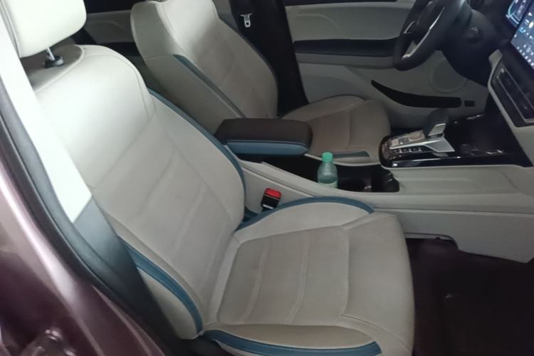 Used BYD Yuan Pro 2023 401KM Luxury Version Right Front Seat