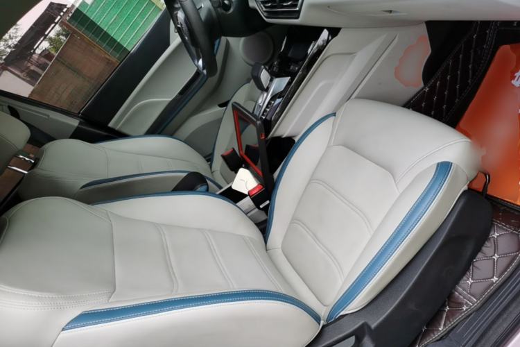 Used BYD Yuan Pro 2023 401KM Luxury Version Right Front Seat