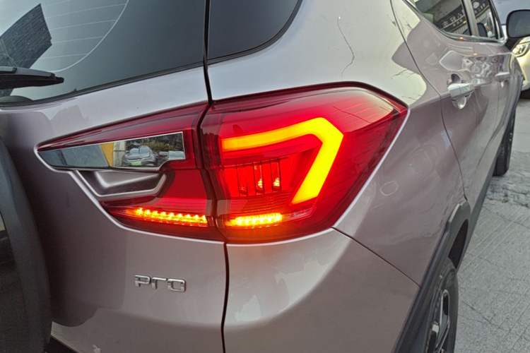 Used BYD Yuan Pro 2023 401 km Deluxe Version Right Rear Taillight