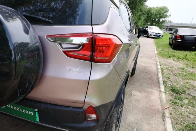 Used BYD Yuan Pro 2023 401KM Luxury Version Right Rear Taillight