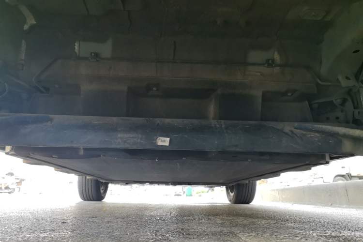 Used BYD Yuan Pro 2023 401KM Luxury Version Chassis Rear