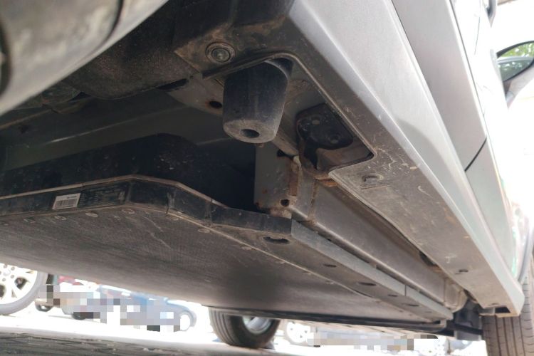 Used BYD Yuan Pro 2023 320KM Luxury Version Chassis Rear Right