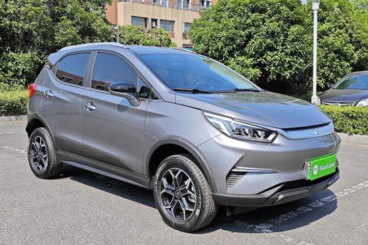 Used BYD Yuan Pro 2023 320KM Luxury Version Exterior 2