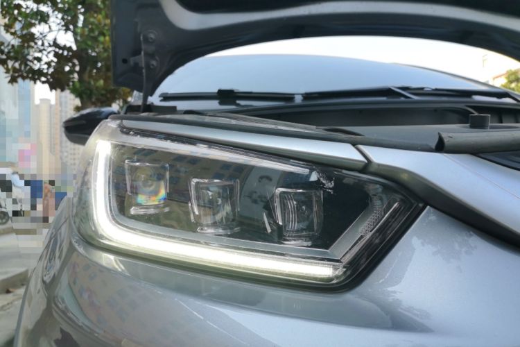 Used BYD Yuan Pro 2023 401KM Luxury Version Right Front Headlight