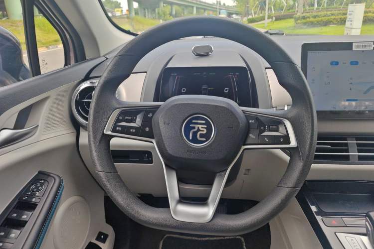 Used BYD Yuan Pro 2023 401 km Deluxe Version Steering Wheel