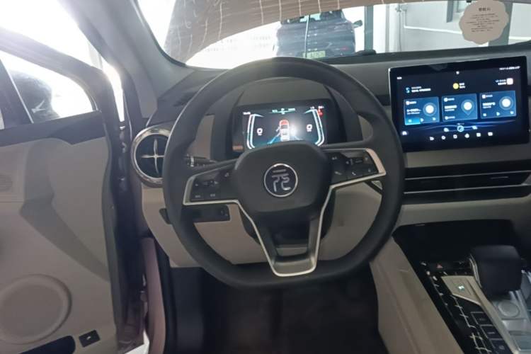 Used BYD Yuan Pro 2023 401KM Luxury Version Steering Wheel