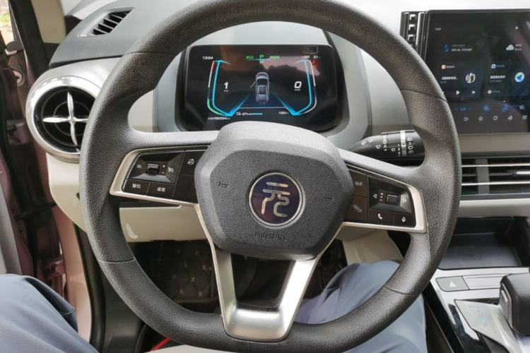 Used BYD Yuan Pro 2023 401KM Luxury Version Steering Wheel