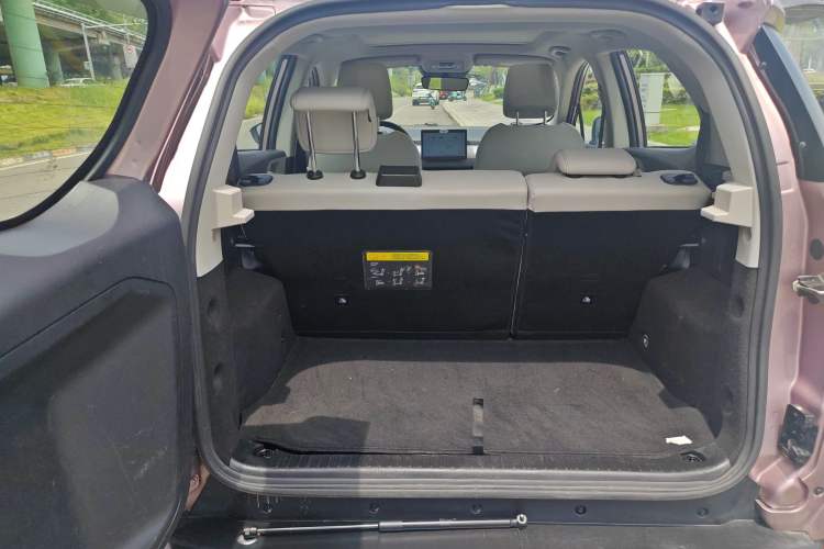 Used BYD Yuan Pro 2023 401 km Deluxe Version Trunk
