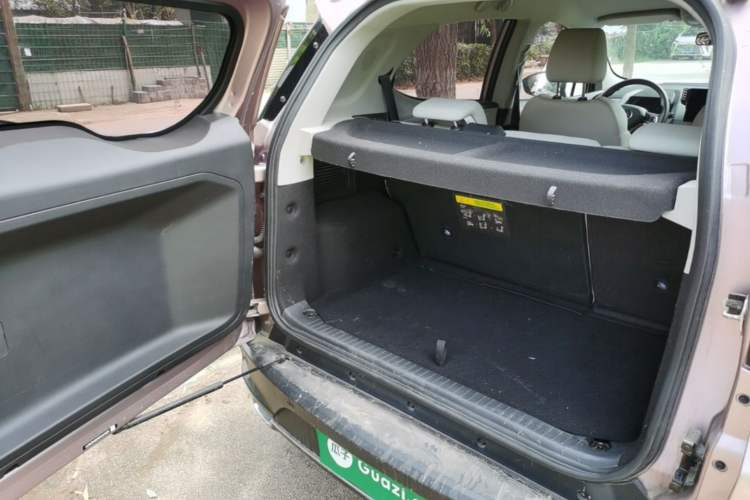 Used BYD Yuan Pro 2023 401KM Luxury Version Trunk