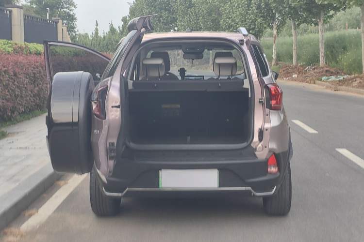 Used BYD Yuan Pro 2023 401 km Deluxe Version Trunk