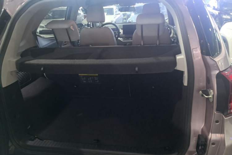 Used BYD Yuan Pro 2023 401KM Luxury Version Trunk